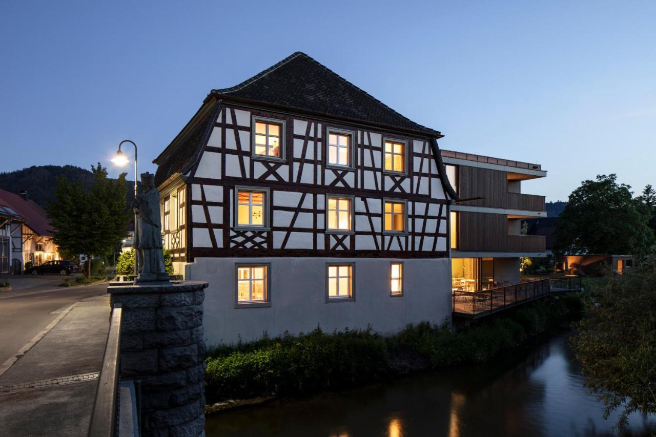 Sternen Bohlingen Aparthotel Esterno foto